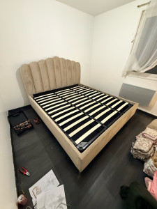 Photo de galerie - Montage lit, deux places en kit avec coffre