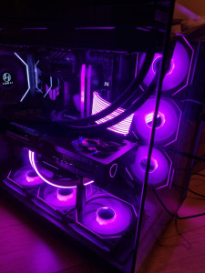 Photo de galerie - Montage d'un pc sur mesure au besoin du client.