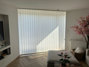 Photo de galerie - Pose d’une bande verticale 