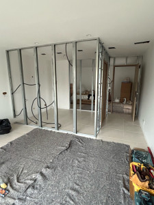 Photo de galerie - Création espace chambre en plaque de plâtre et peinture 