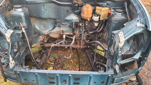 Photo de galerie - Changement de moteur Renault kongoo..