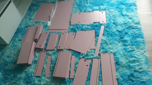 Photo de galerie - Avant montage d'une coiffeuse 