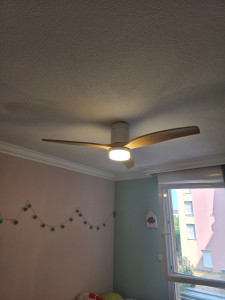 Photo de galerie - Ventilateur électrique 