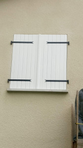 Photo de galerie - Rénovation de volets bois. 