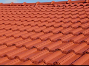 Photo de galerie - Remise en étanchéité des tuiles application d'un hydrofuge coloré