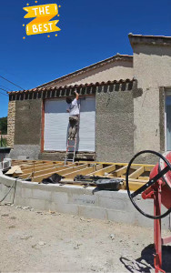 Photo de galerie - Enduit gratté sur extension avant la pose de la terrasse 