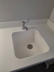 Photo de galerie - Installation mitigeur, la bonde évacuation 

