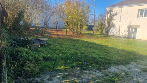 Photo de galerie - Taille  de haie  aussi  .debarassage  des déchets  ou  autres  a la decheterie  .et multi  service....