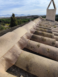 Photo de galerie - Réparation du faîtage et pose d'un closoir ventilé a Nice