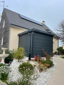 Photo de galerie - Poses de 3 volets solaires 