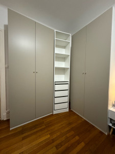 Photo de galerie - 1-Montage d’un dressing Pax Ikea