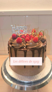 Photo de galerie - Layer cake à la fambroises 