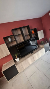 Photo de galerie - Pose d'un aménagement tv.