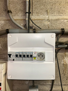 Photo de galerie - Après rénovation tableau a fusible garage