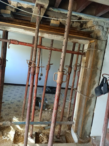 Photo de galerie - Une ouverture de 1 m 40 sur un mur porteur tout en coffret couler habillé en placo..