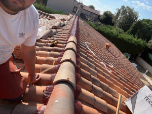 Photo de galerie - Changement tuiles, faîtière