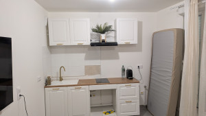 Photo de galerie - Montage d'une cuisine 