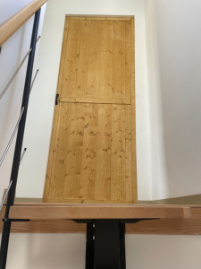 Photo de galerie - Fabrication de porte sur mesure avec pose de porte 
