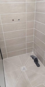 Photo de galerie - Salle de bain entièrement refaite avec douche italienne 