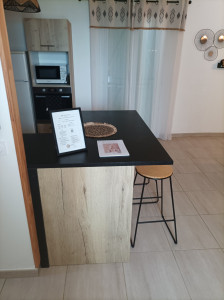 Photo de galerie - Photo de mon travail final qui montre l'espace de la cuisine