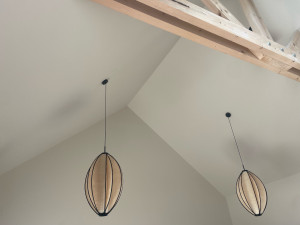 Photo de galerie - Installation de 2 suspentes à 5m de hauteur. Intervention réalisée en hauteur à l’aide d’un échafaudage adapté permettant de travailler dans de bonnes conditions et en toute sécurité.Possibilité de disposer d’un échafaudage à la journée selon vos travaux 