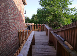 Photo de galerie - Terrasse sur pilotis 

