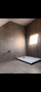 Photo de galerie - 60/60cm gris et 120/60 effet tasseaux de bois , rendu classe et chaleureux 