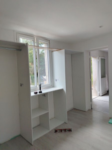 Photo de galerie - Montage dressing sur mesure 