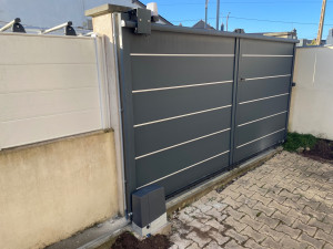 Photo de galerie - Motorisation portail