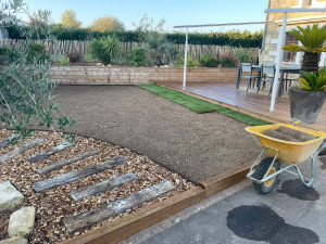 Photo de galerie - Pose de gazon en rouleau 