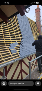 Photo de galerie - Pose d’ardoise sur les liteaux 