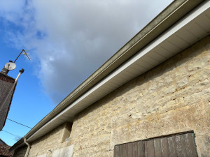 Photo de galerie - Habillage dessous de toit PVC