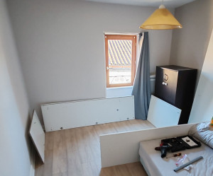 Photo de galerie - Petite armoire d'occasion pour ma fille. 