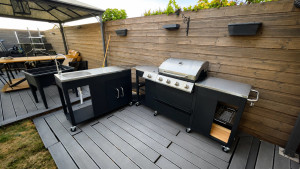 Photo de galerie - Montage de cuisine extérieure / barbecue