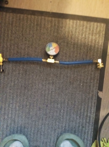 Photo de galerie - Manometre injection gaz clim auto