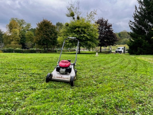 Photo de galerie - Tonte 2000m2 à Esvres