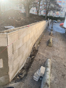 Photo de galerie - Montage d’un parpaing bonché 