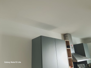 Photo de galerie - Ca cest le plafond dans la cusine  je fait la peinture
