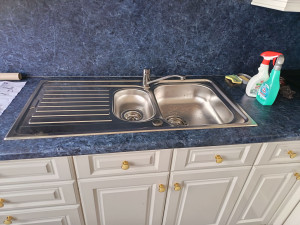 Photo de galerie - Changement d'évier, de mitigeur et du système d'évacuation 