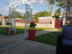 Photo de galerie - Peinture, tonte de pelouse 