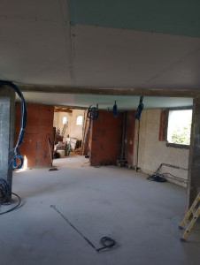 Photo de galerie - Réalisation d'un faux plafond en placoplâtre 