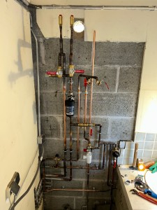Photo de galerie - Installation pompe à chaleur 14kw en rénovation 