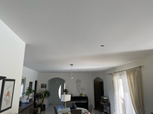 Photo de galerie - Peinture complète sur plafond et peinture murs 