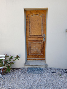 Photo de galerie - Préparation décapage en mise en peinture 