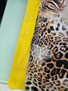 Photo de galerie - Les ourlets des robes 