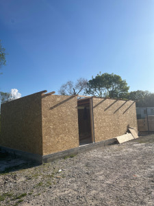 Photo de galerie - Bricolage et multi services