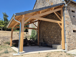 Photo de galerie - Carport sur-mesure en Douglas