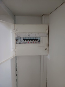 Photo de galerie - Remplacement tableau électrique pour ajout disjoncteurs
