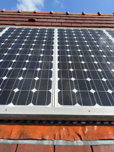 Photo de galerie - Nettoyage de panneaux solaires