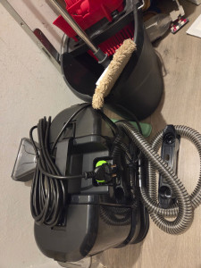 Photo de galerie - Nettoyage en surface et en profondeur : tapis, fauteuils, canapés, siège auto et matelas. 